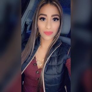 Meet your Posher, Fabiola